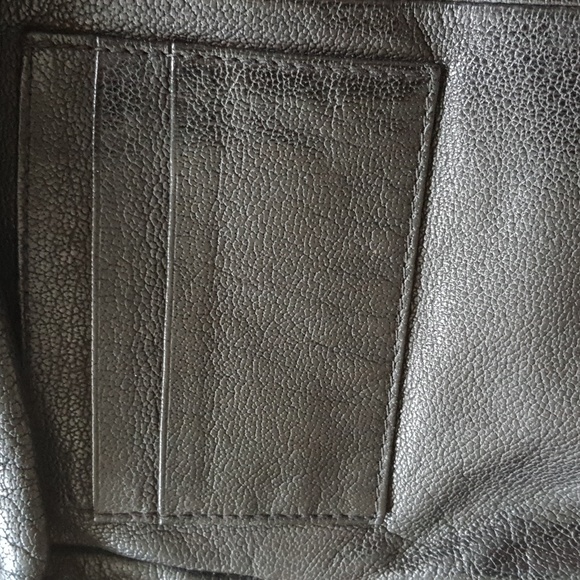 Black pure leather men's cross-body satchel - Picture 3 of 6